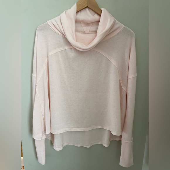 Free People We The Free Cozy Time Funnel Top Light Pink Soft XS - Picture 2 of 12